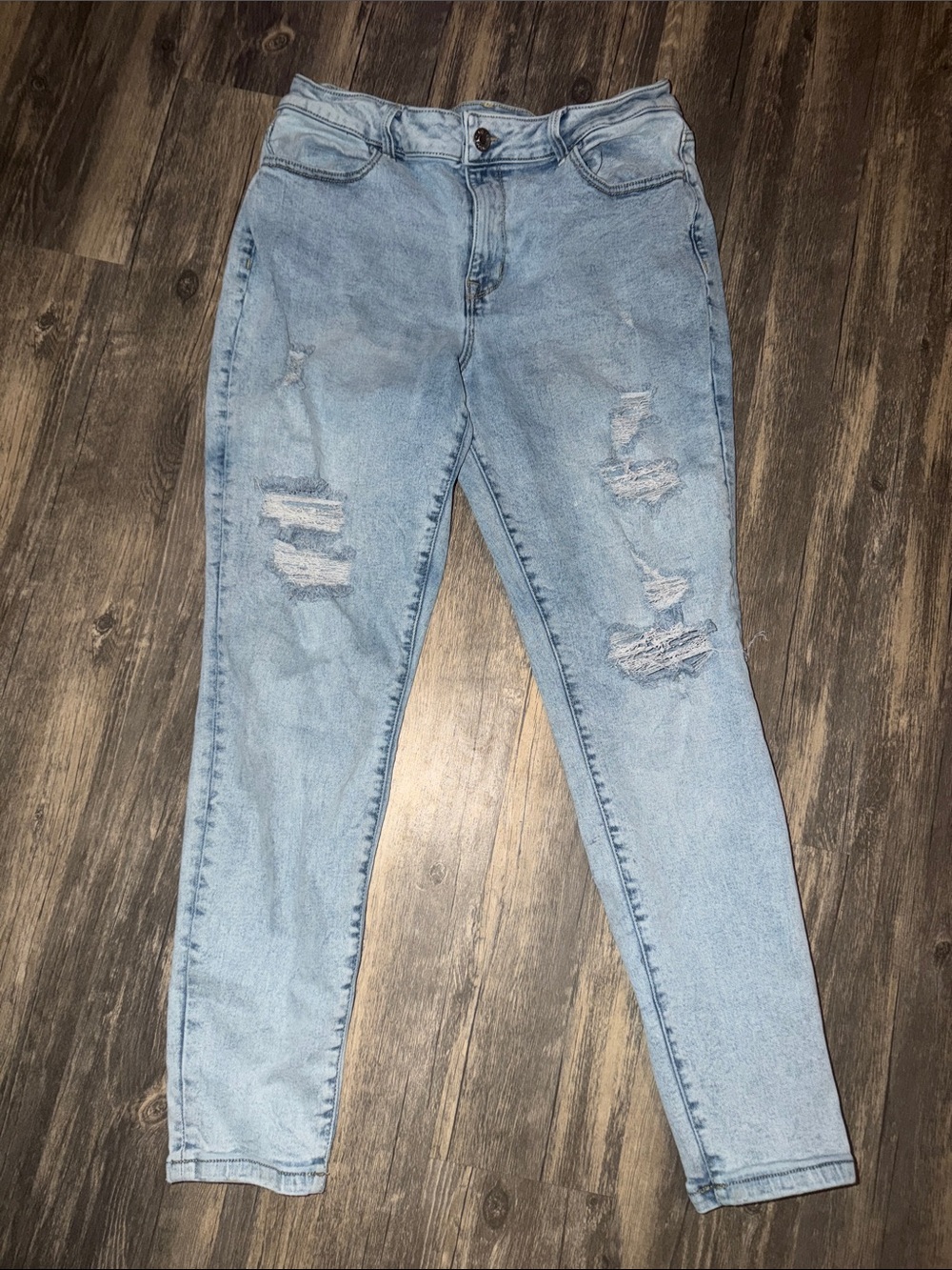 High-Rise Light Blue Distressed Skinny Jeans for Women